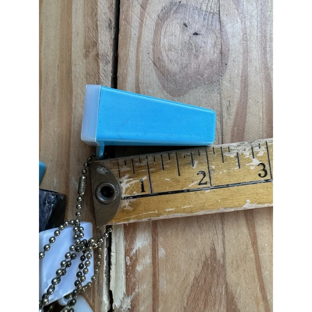 9 Vintage‎ Generic Photo Film Negative Viewfinders Keychains Lot